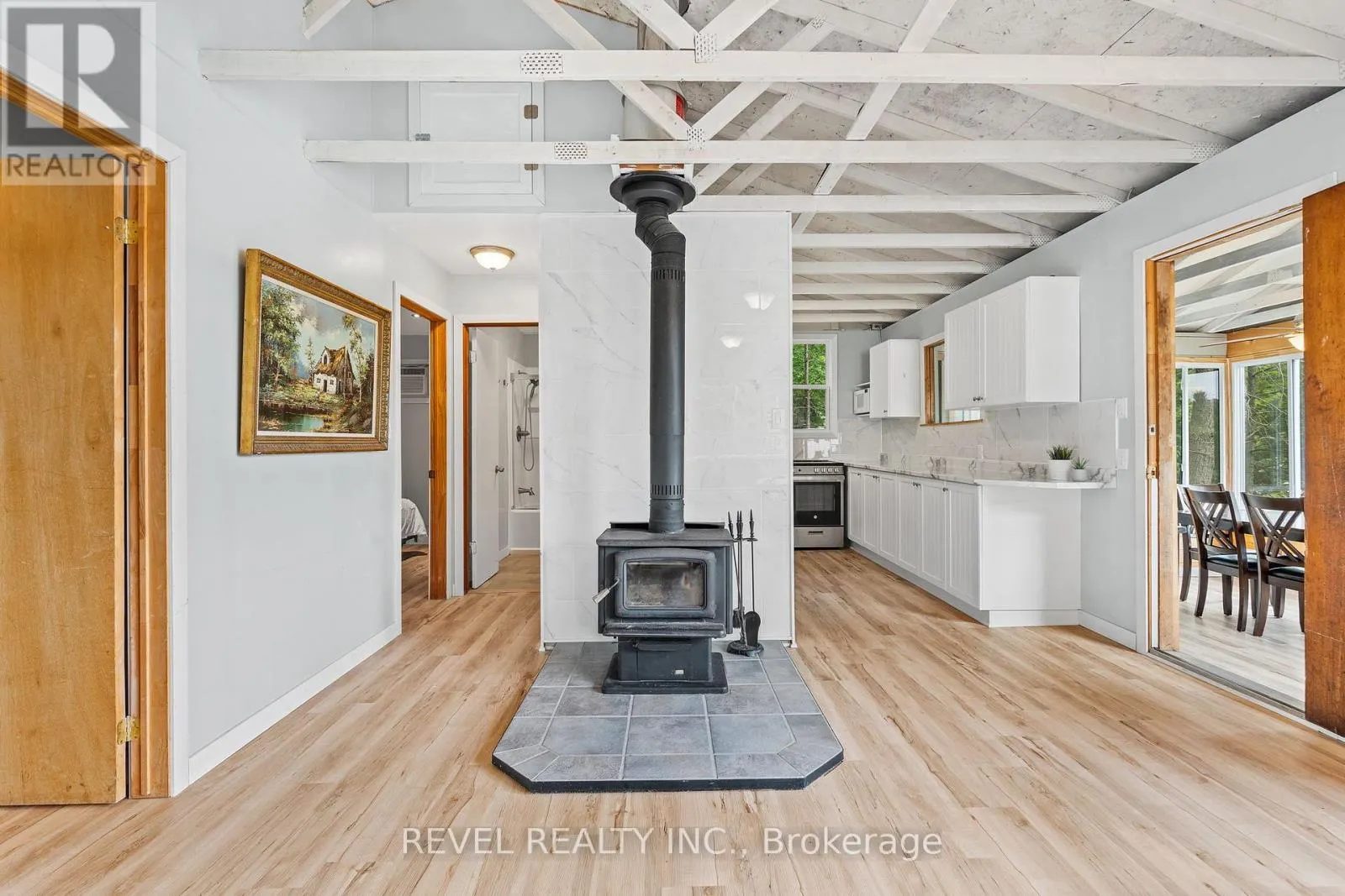 49 SLEEPY HOLLOW ROAD