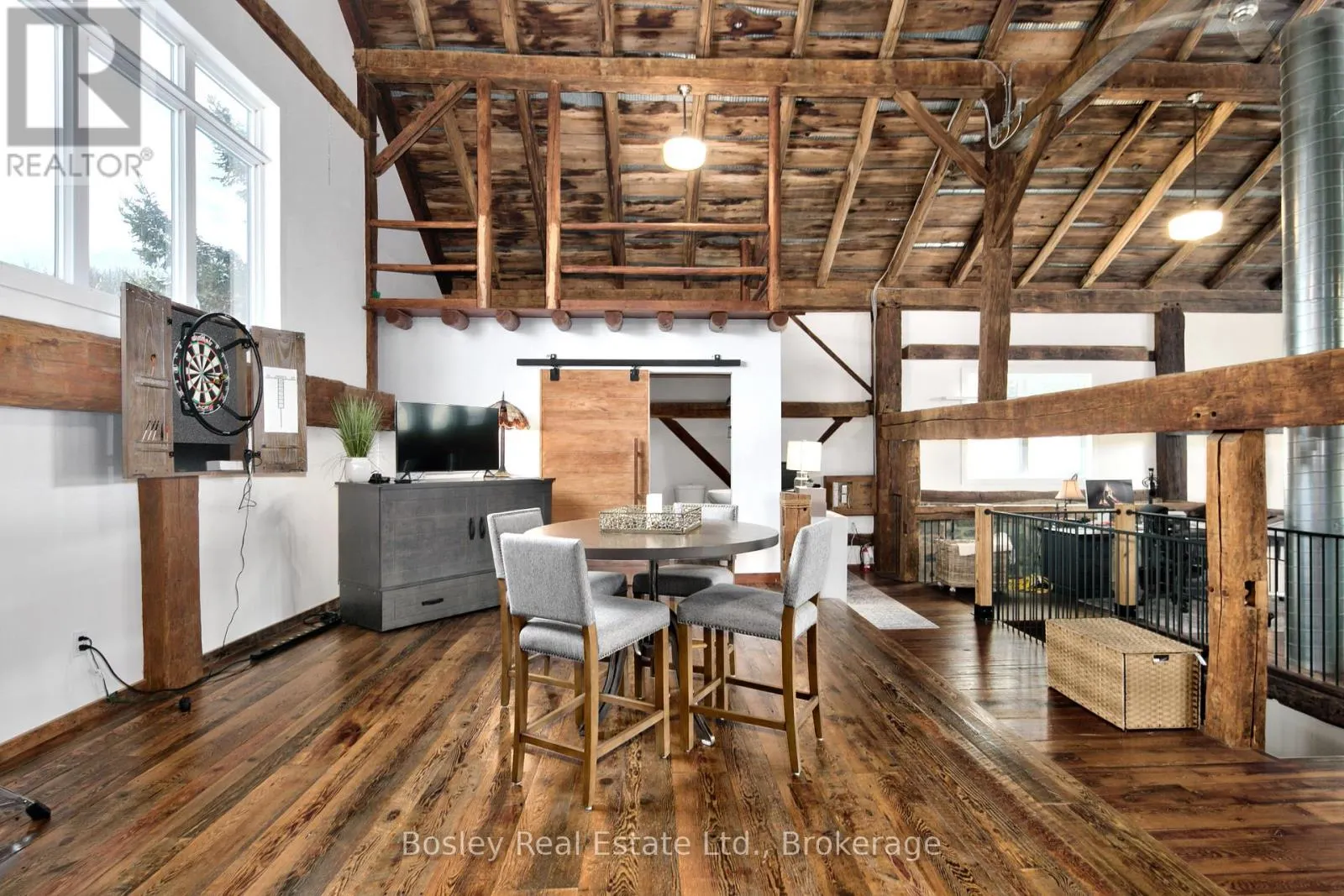 121 OLD HIGHWAY 26