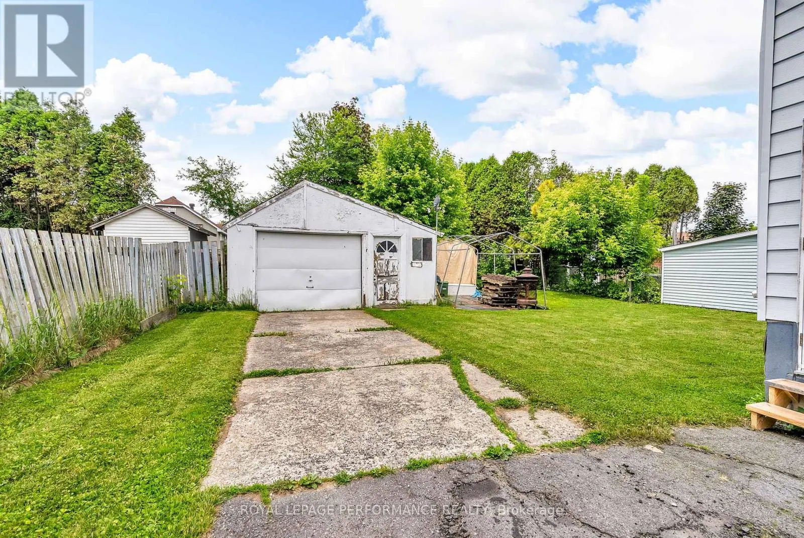420 CARLETON STREET