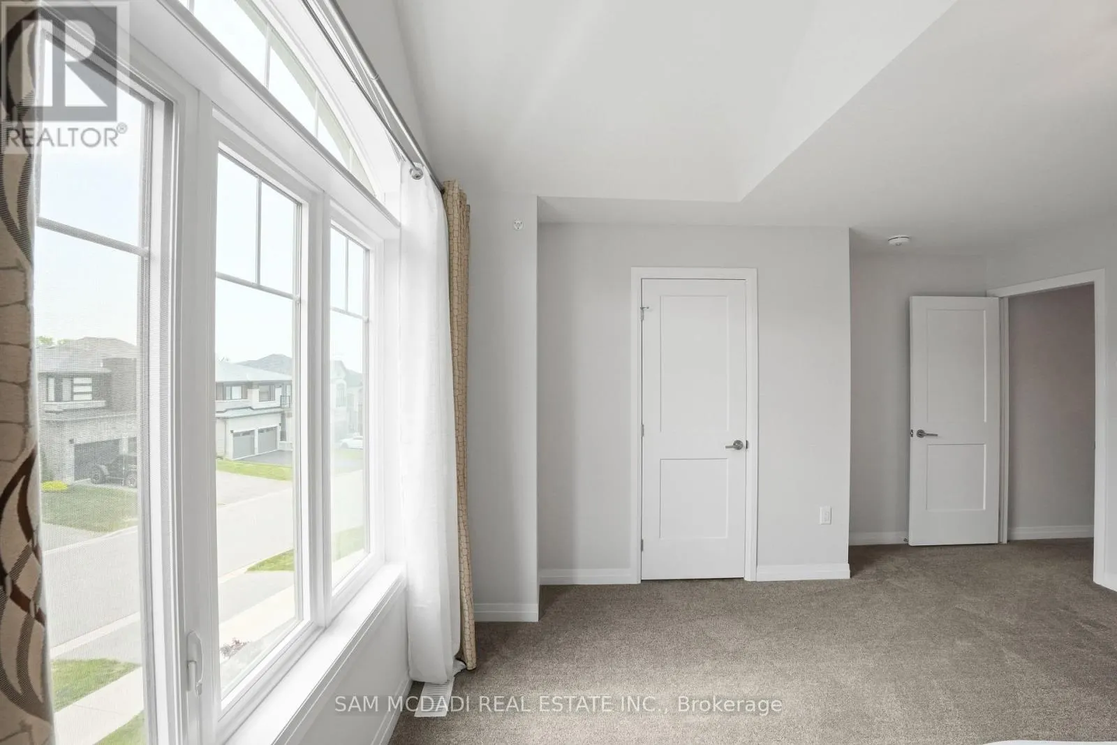 4037 STADELBAUER DRIVE