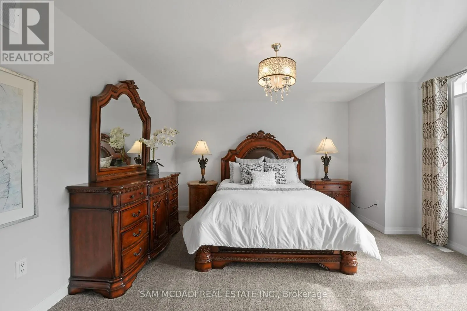 4037 STADELBAUER DRIVE