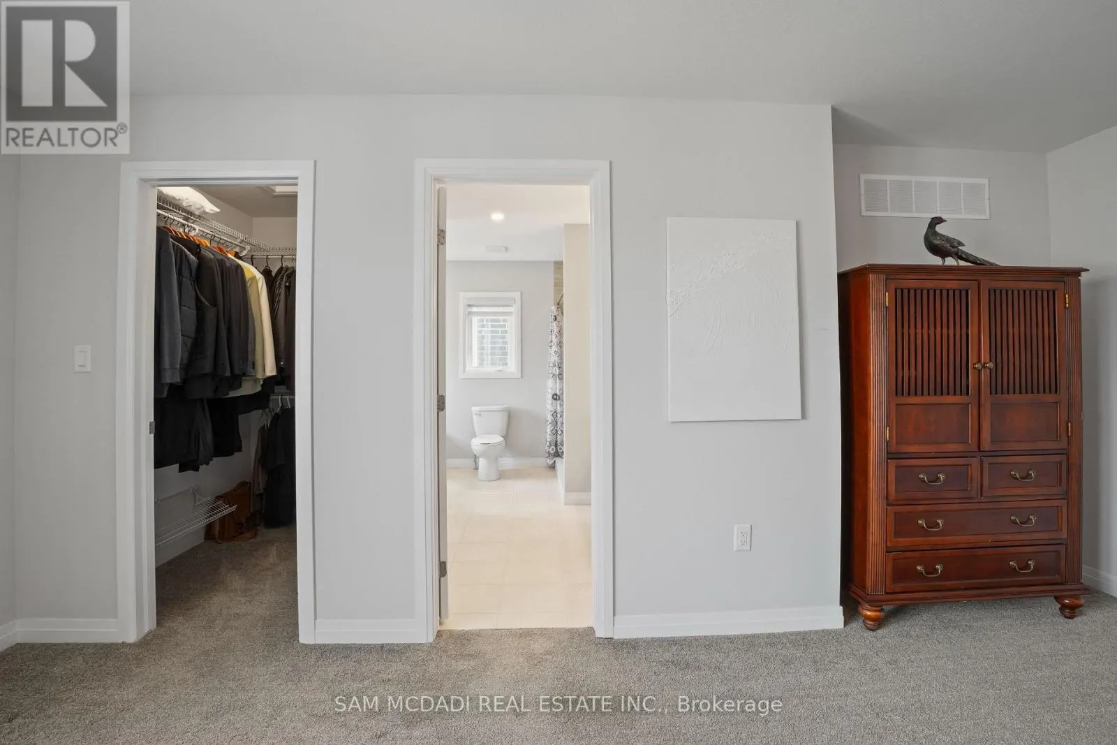 4037 STADELBAUER DRIVE