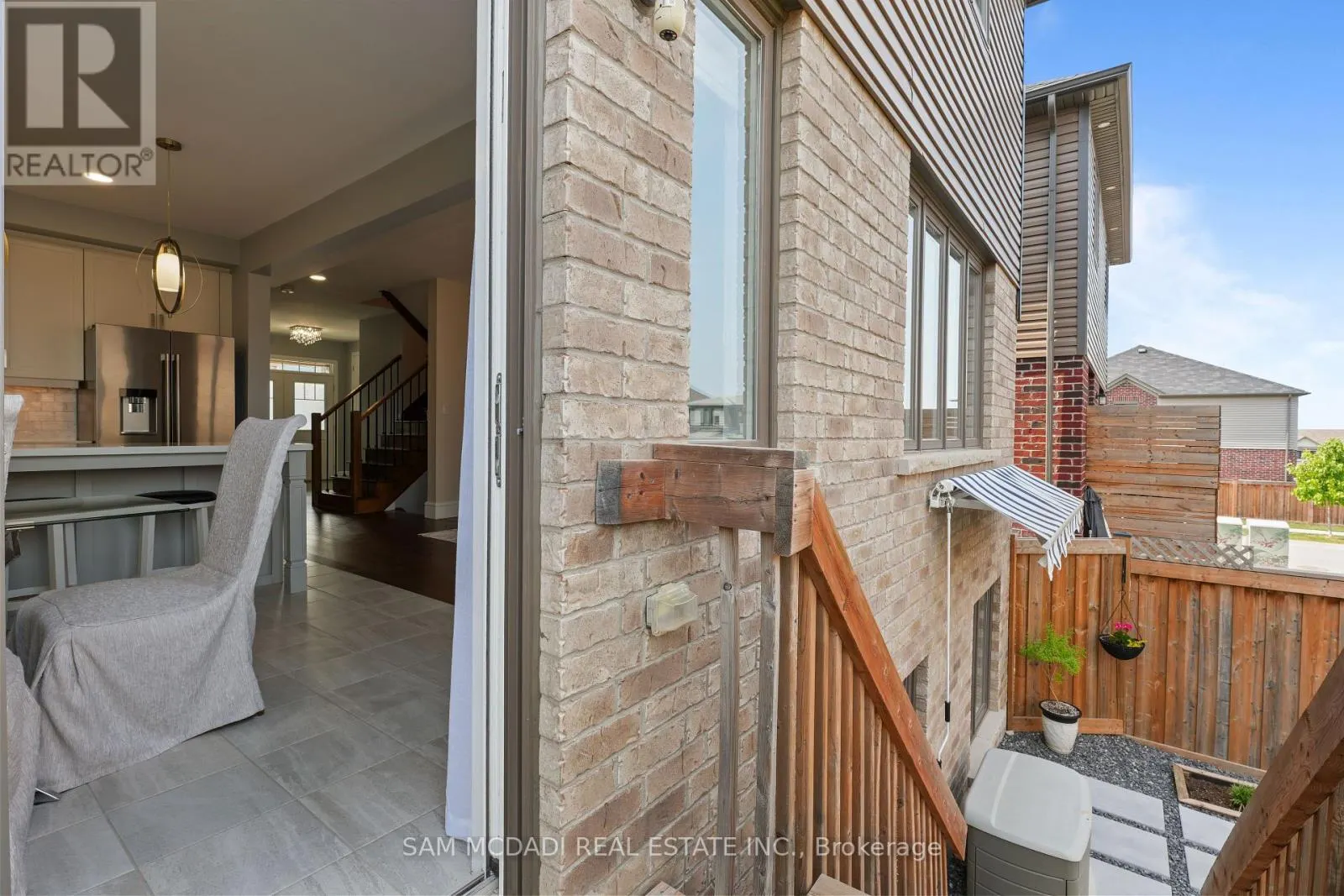 4037 STADELBAUER DRIVE