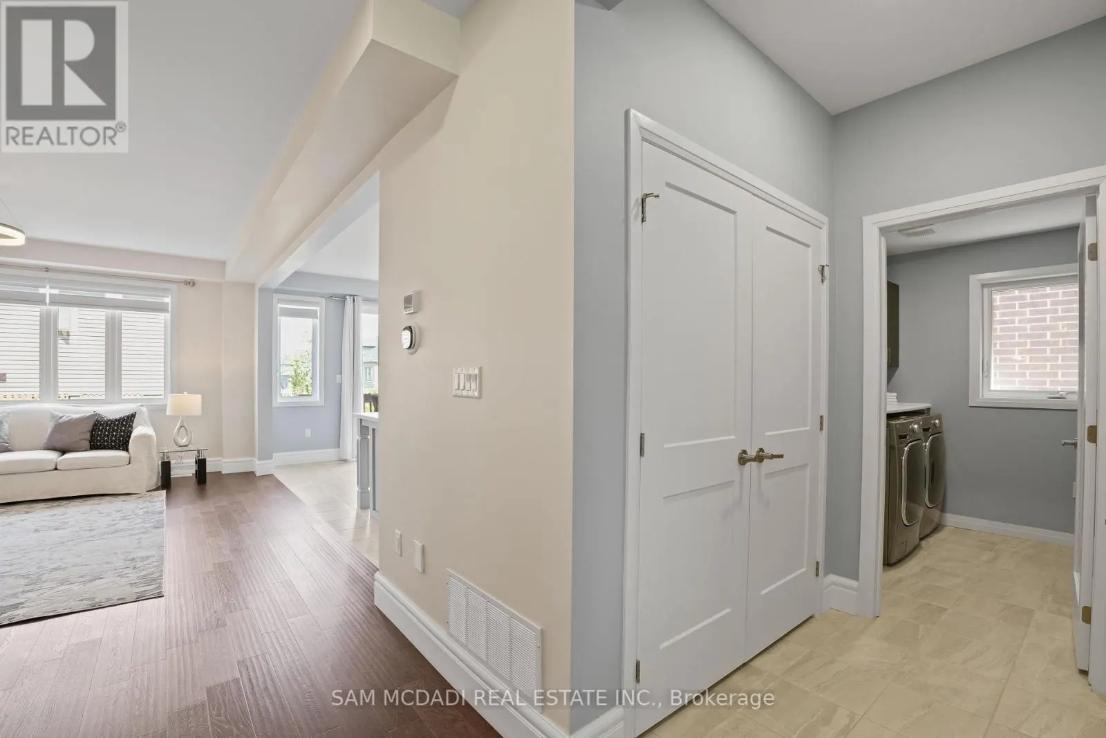 4037 STADELBAUER DRIVE