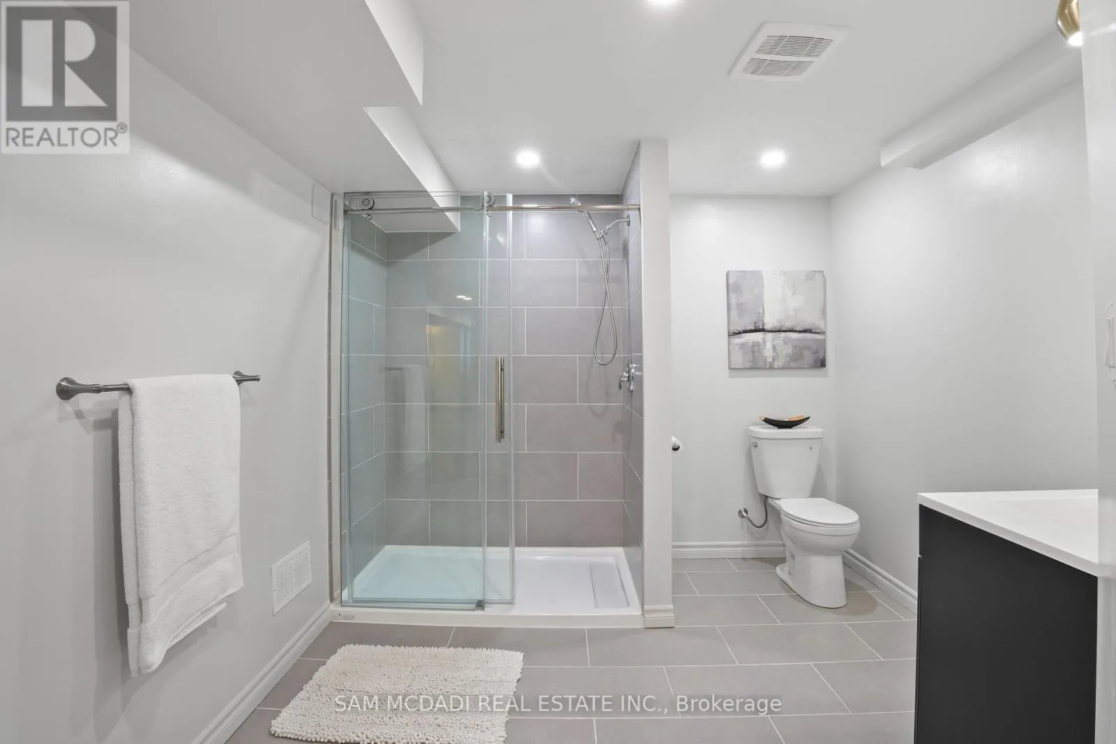 4037 STADELBAUER DRIVE