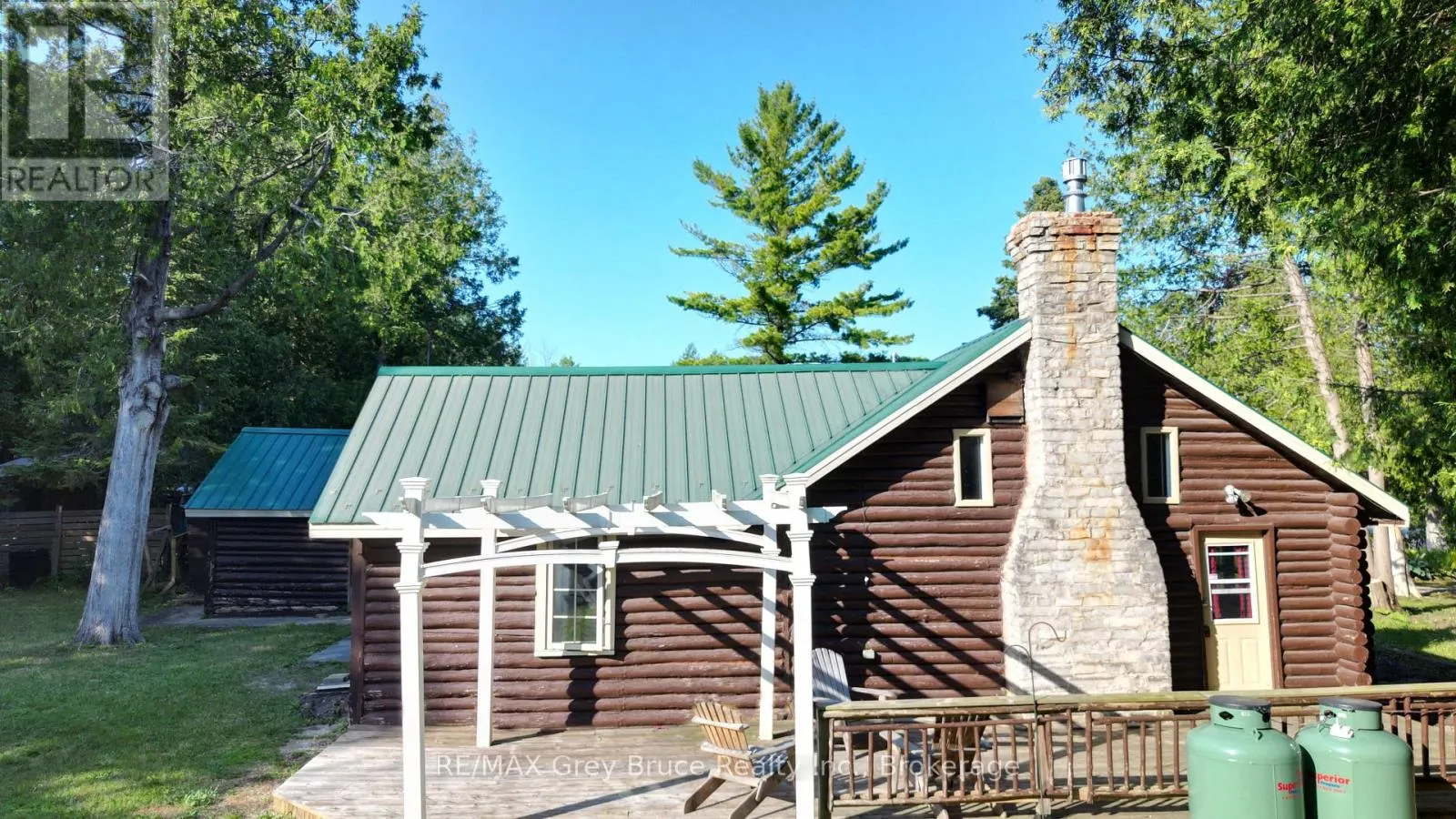 18 STOKES RIVER ROAD