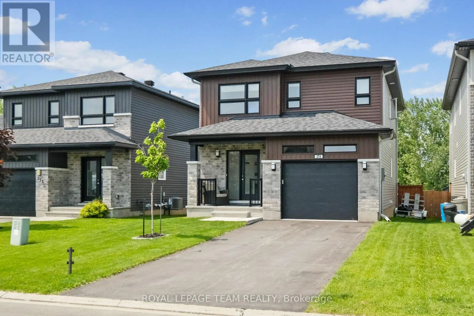 374 TRILLIUM CIRCLE