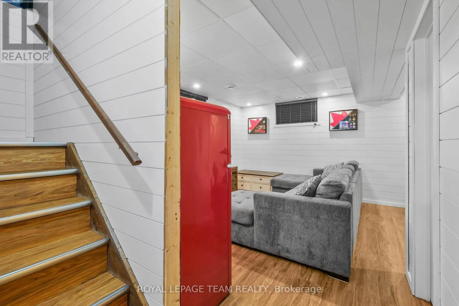 374 TRILLIUM CIRCLE