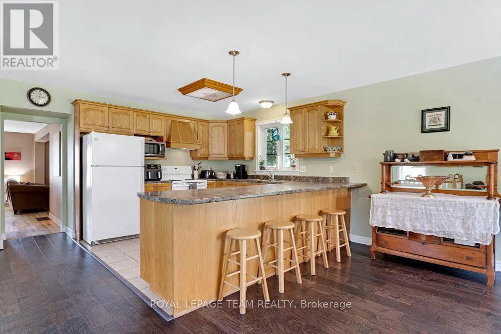 6116 HURLEY ROAD