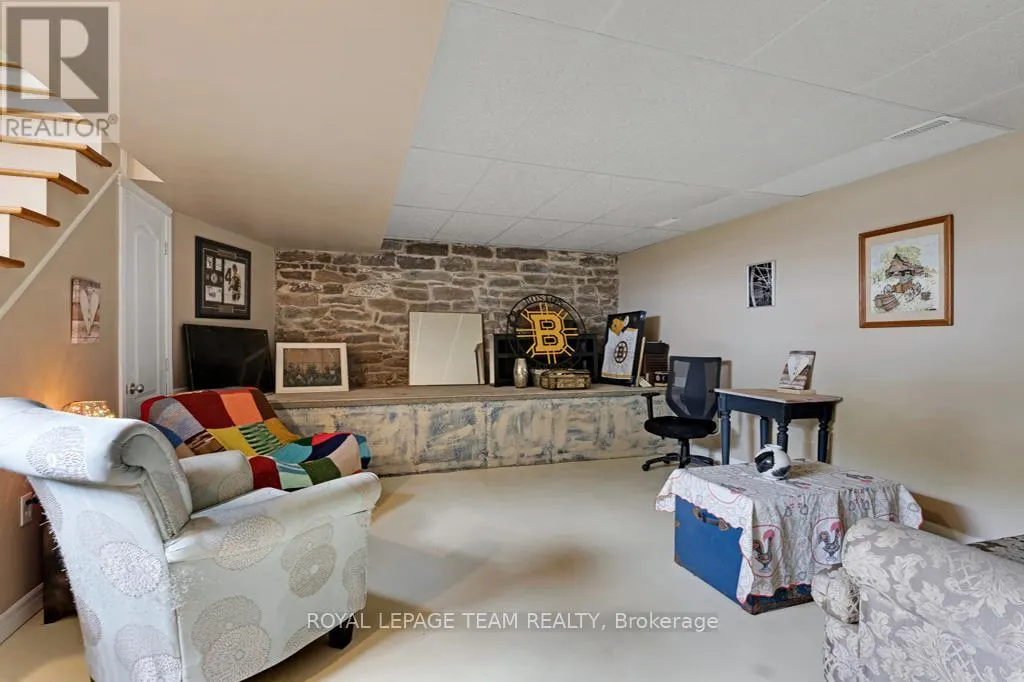 6116 HURLEY ROAD