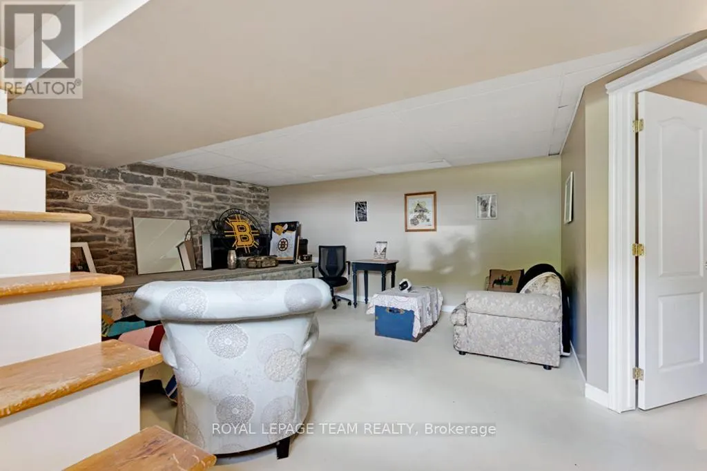 6116 HURLEY ROAD