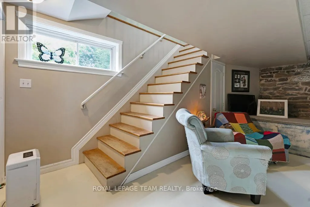 6116 HURLEY ROAD