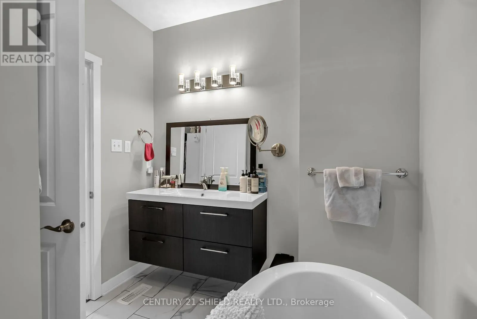 312 - 703 COTTON MILL STREET