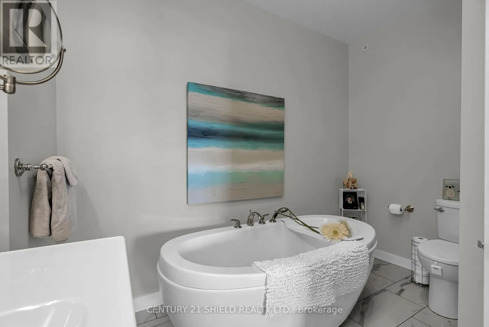 312 - 703 COTTON MILL STREET