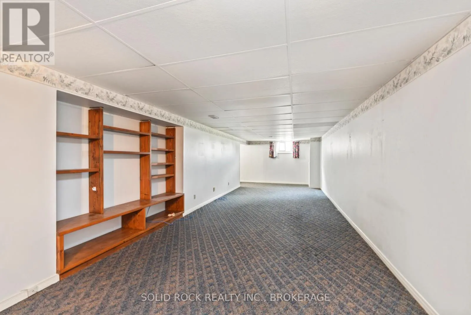 565 QUEEN STREET