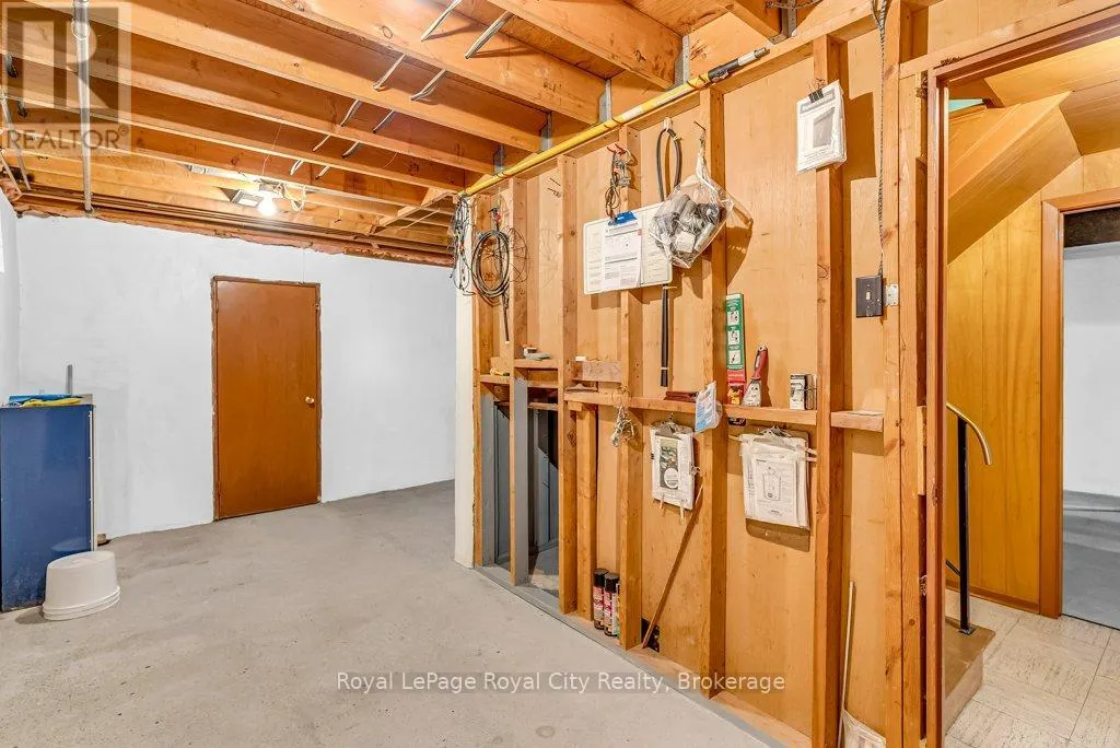 768 ERAMOSA ROAD
