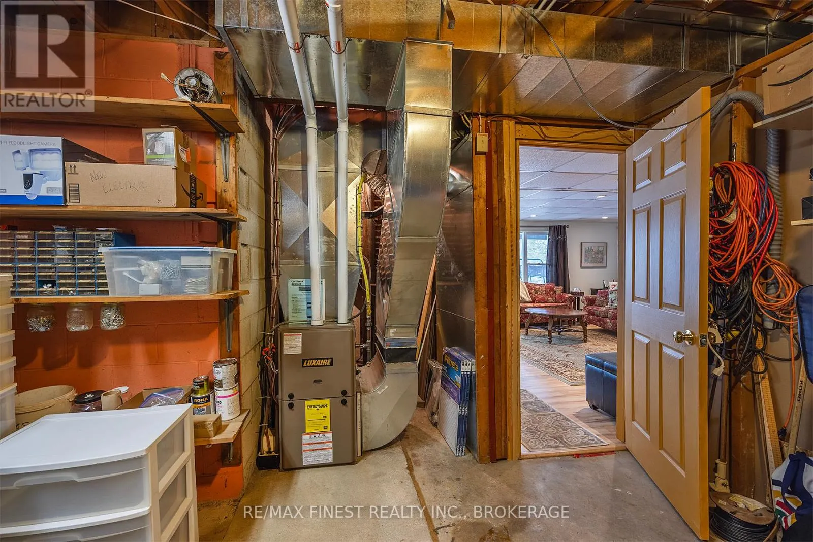 1016 JEWEL ROAD