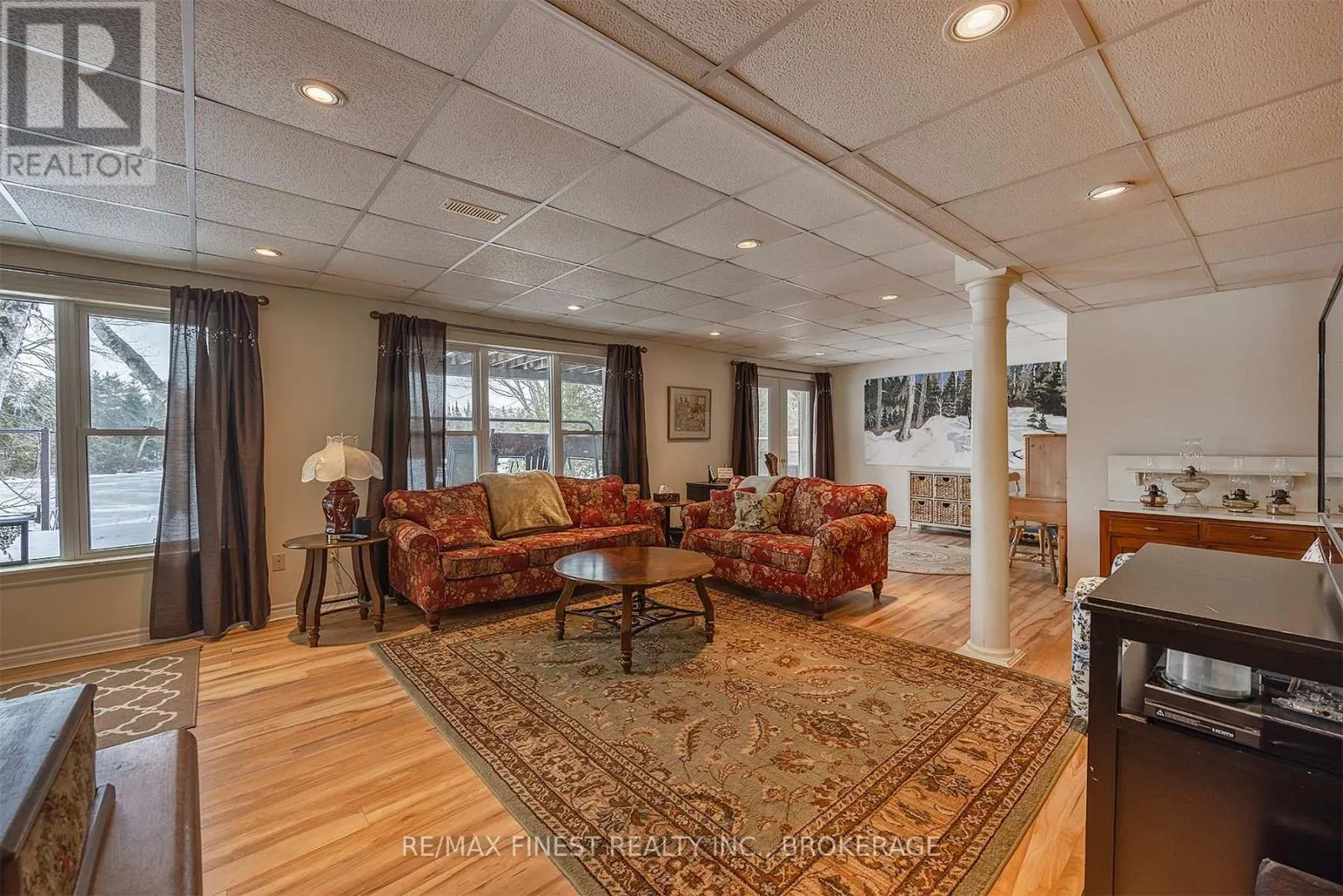 1016 JEWEL ROAD