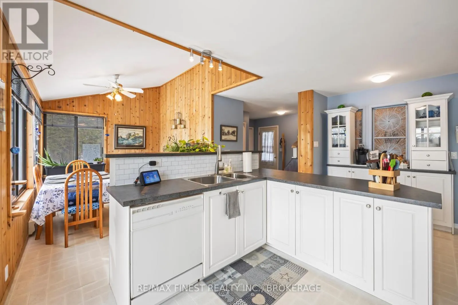 1016 JEWEL ROAD