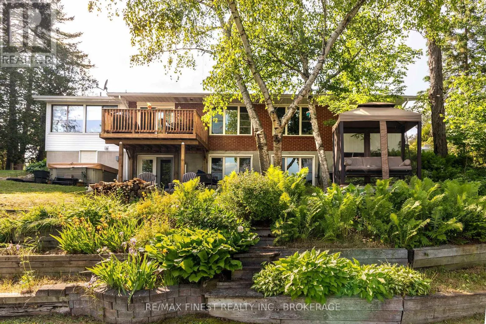 1016 JEWEL ROAD