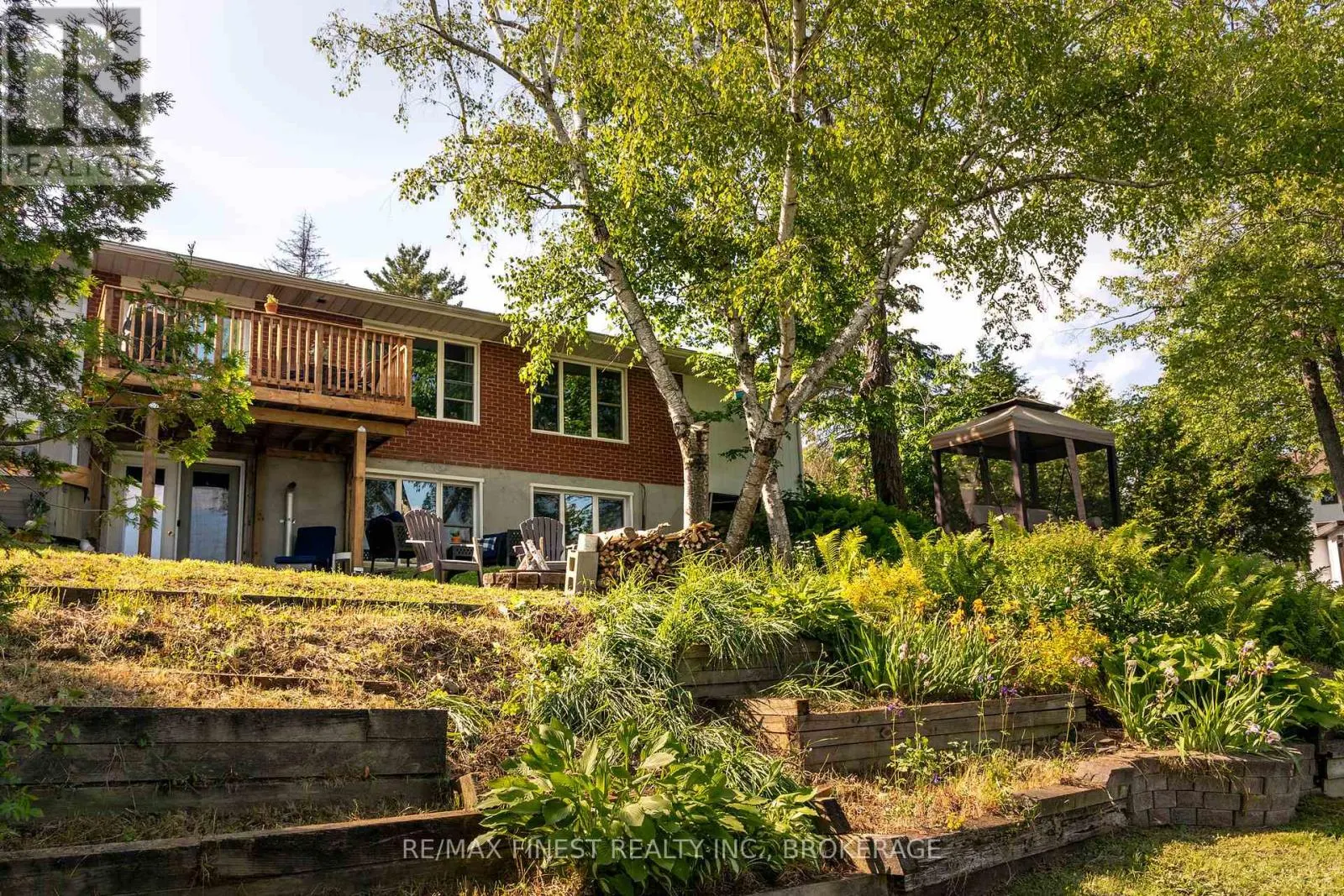 1016 JEWEL ROAD