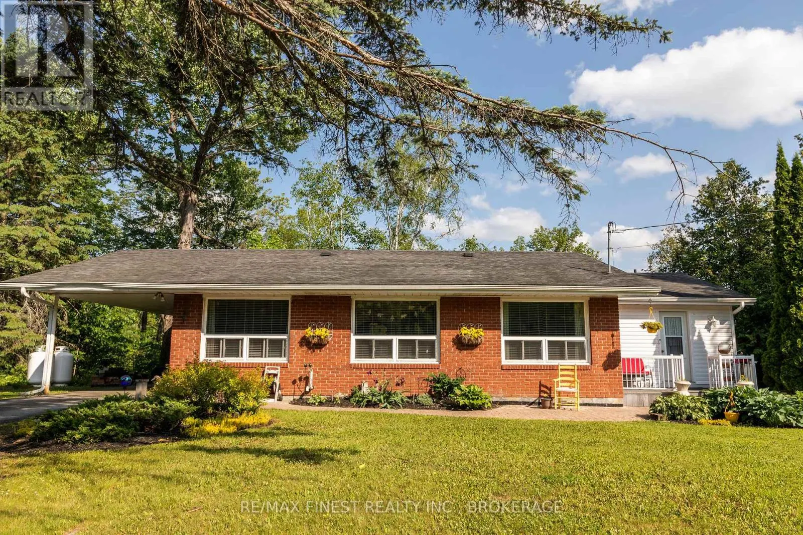 1016 JEWEL ROAD
