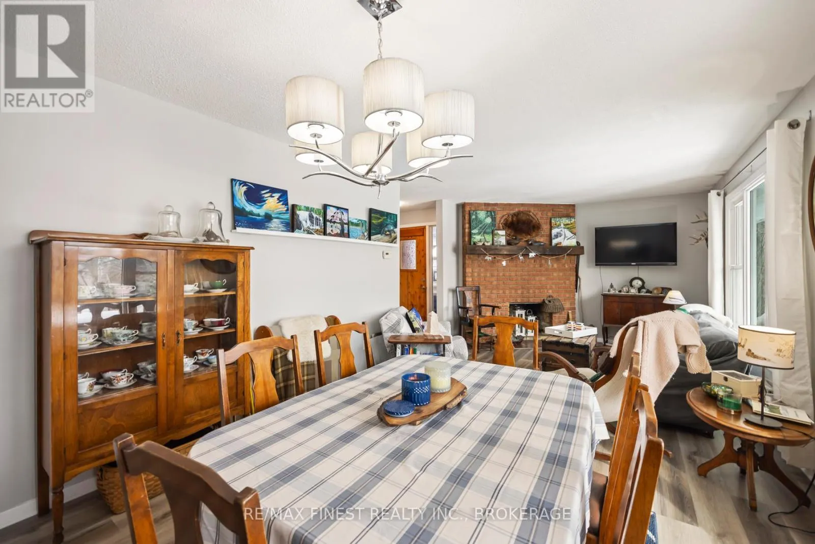 1016 JEWEL ROAD