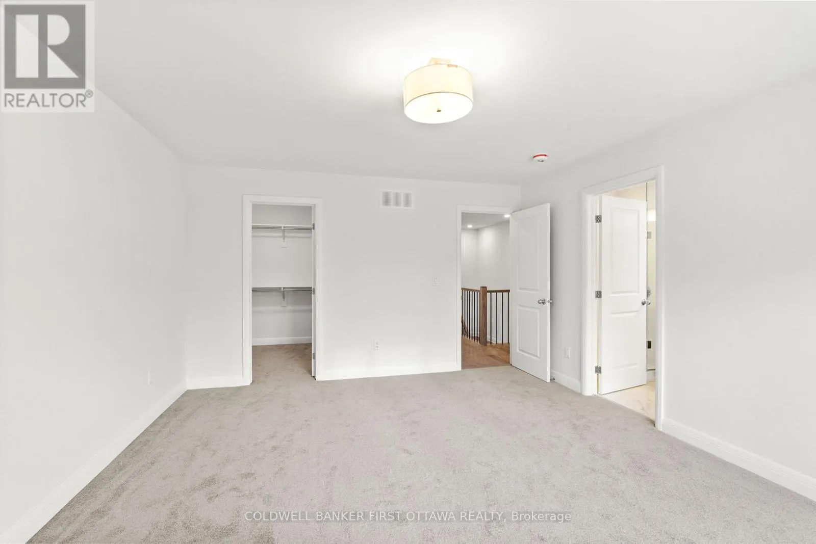 25 UTMAN CRESCENT