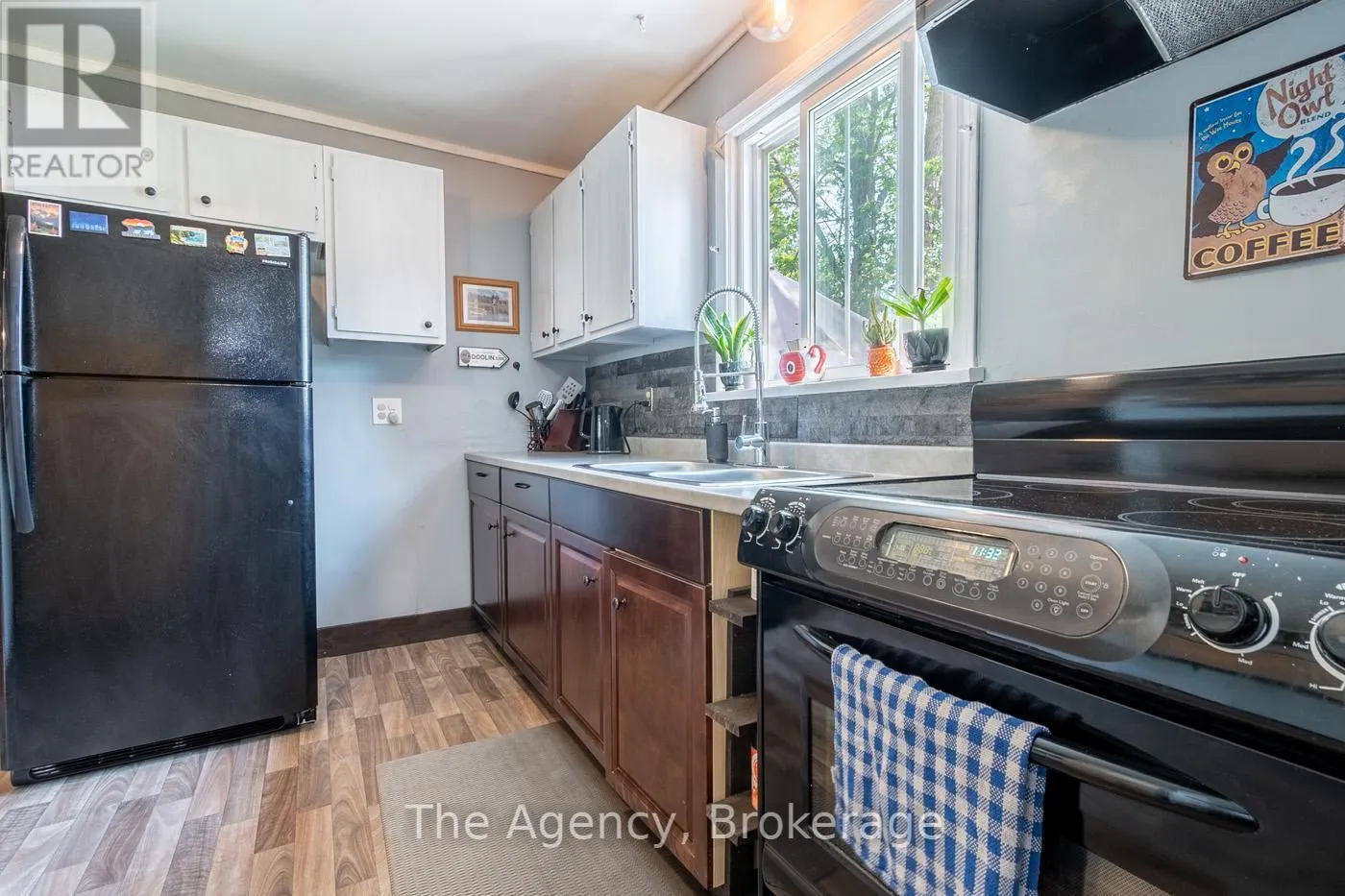 1025 STEELE STREET