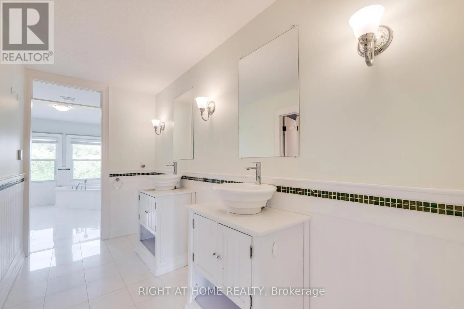 34 PARKVALE DRIVE