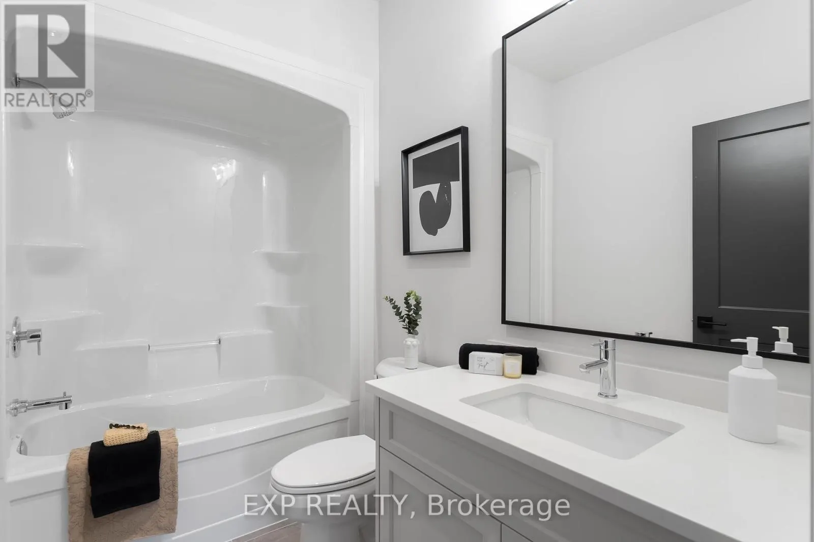 6 - 24 GRAPEVIEW DRIVE, #6