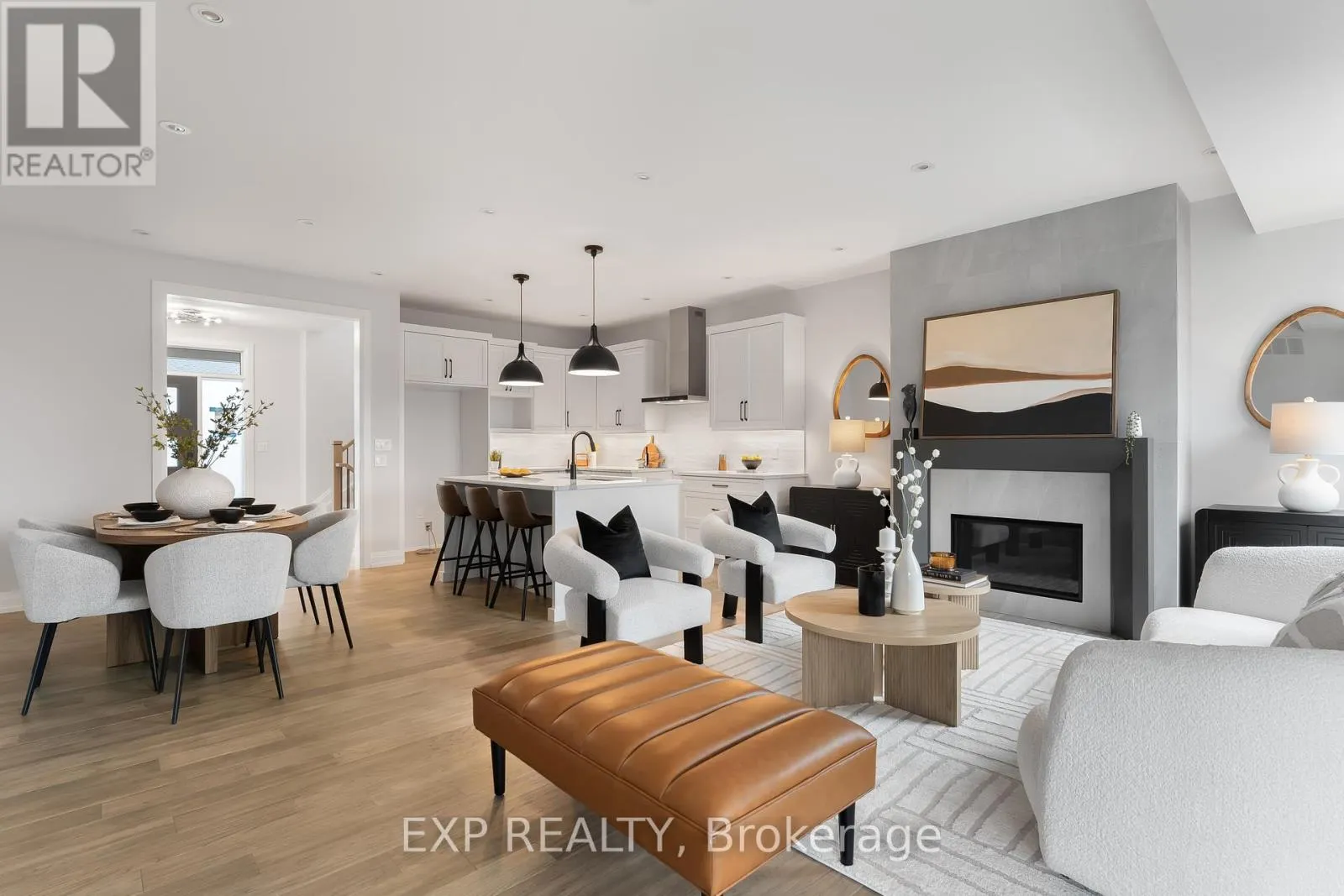 6 - 24 GRAPEVIEW DRIVE, #6