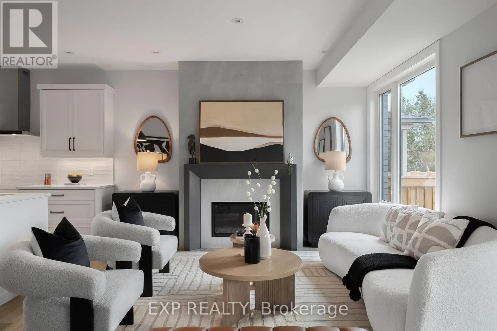 6 - 24 GRAPEVIEW DRIVE, #6