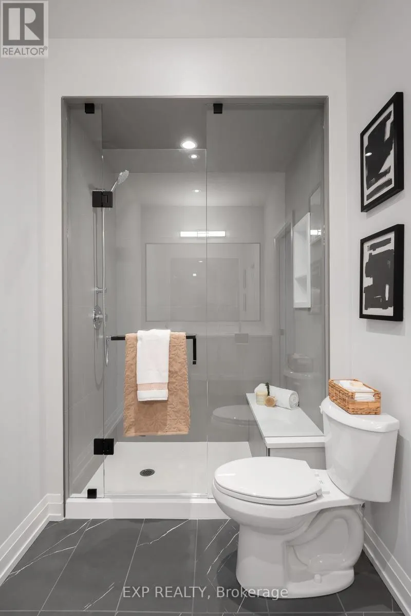 6 - 24 GRAPEVIEW DRIVE, #6