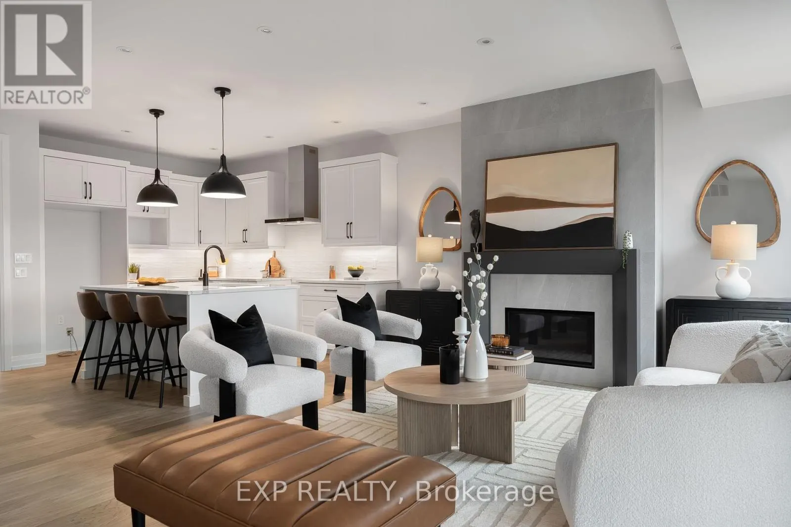 6 - 24 GRAPEVIEW DRIVE, #6