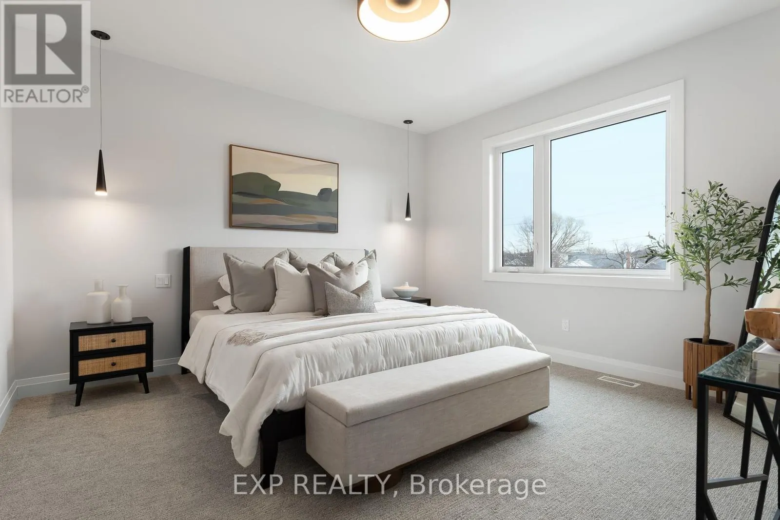 6 - 24 GRAPEVIEW DRIVE, #6