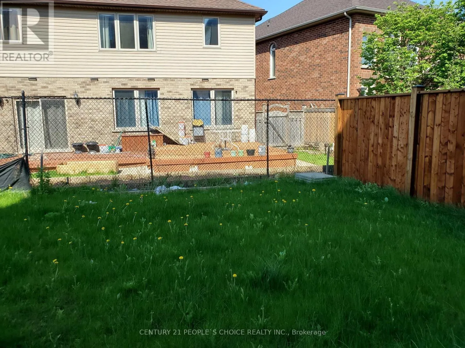 23 SADDLEBROOK COURT