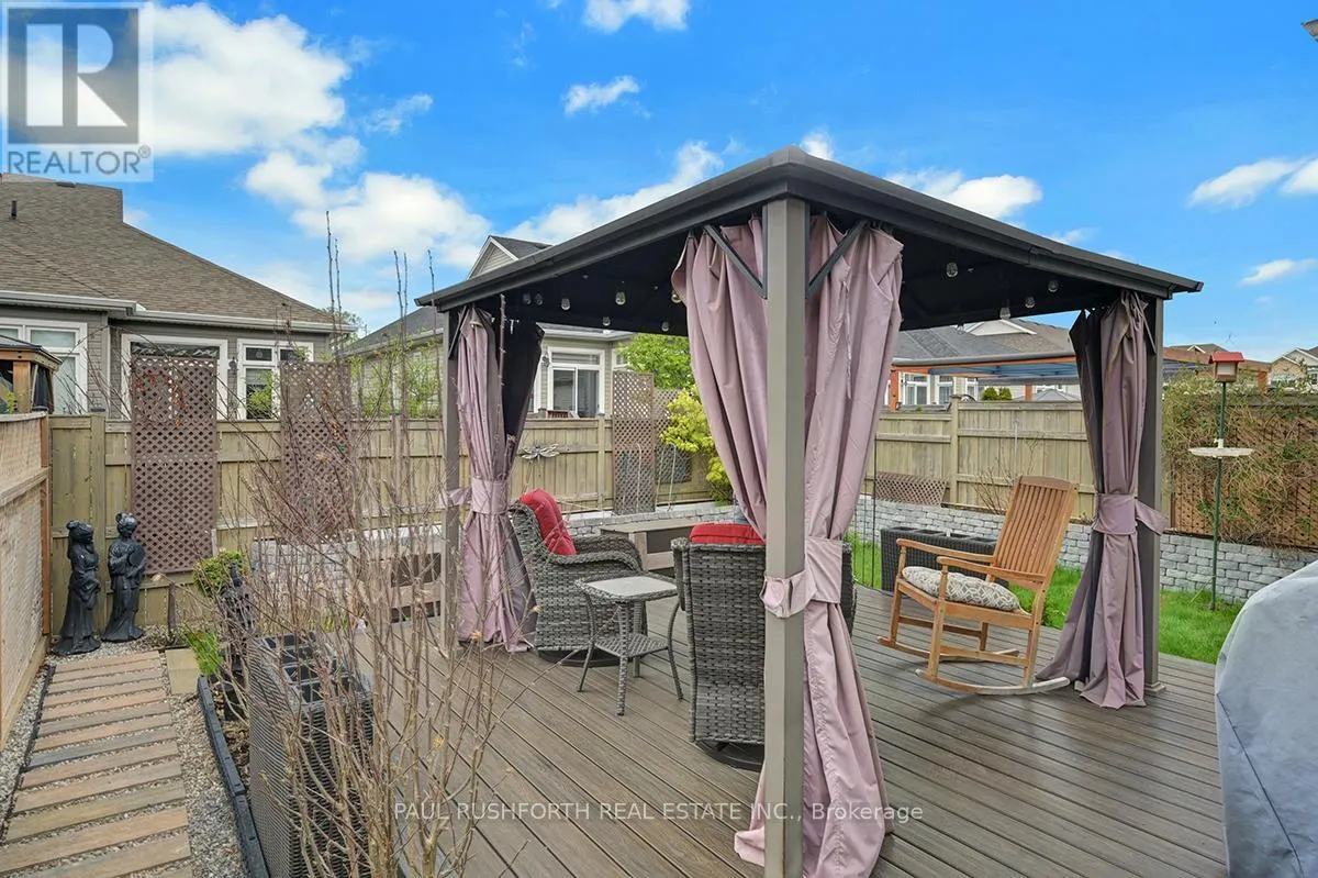 552 SILVERBELL CRESCENT
