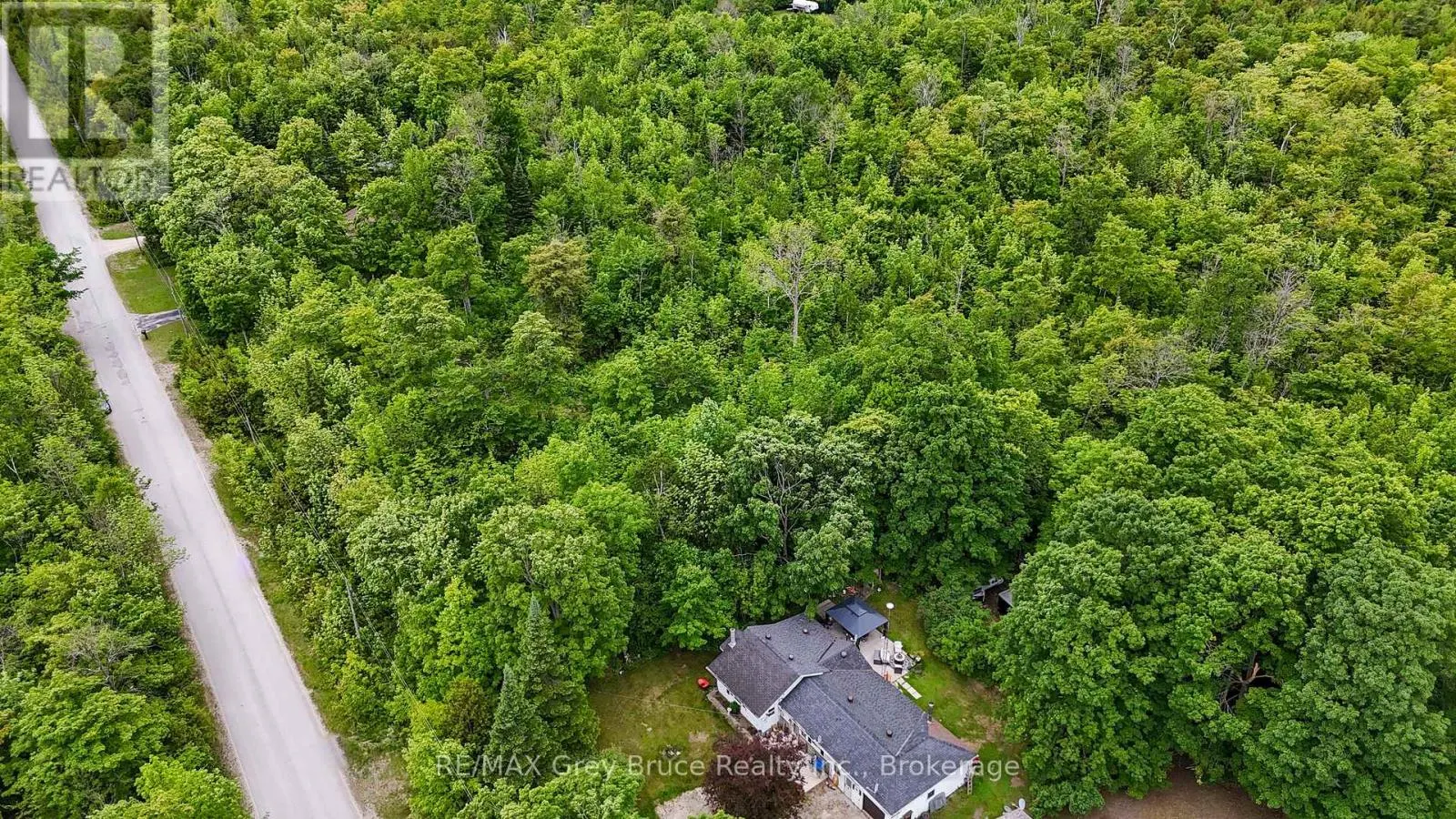 00 PARKSIDE AVENUE