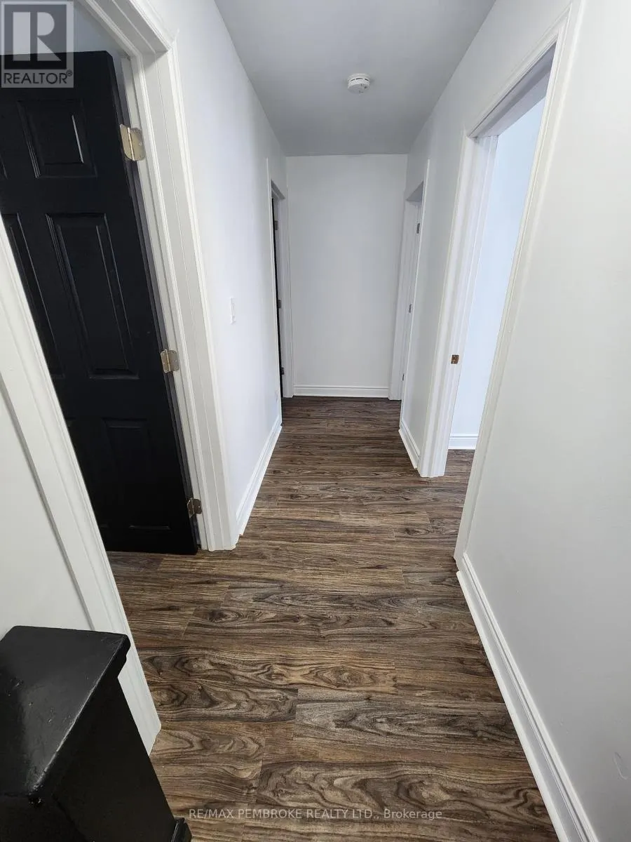 541 GIROUX STREET