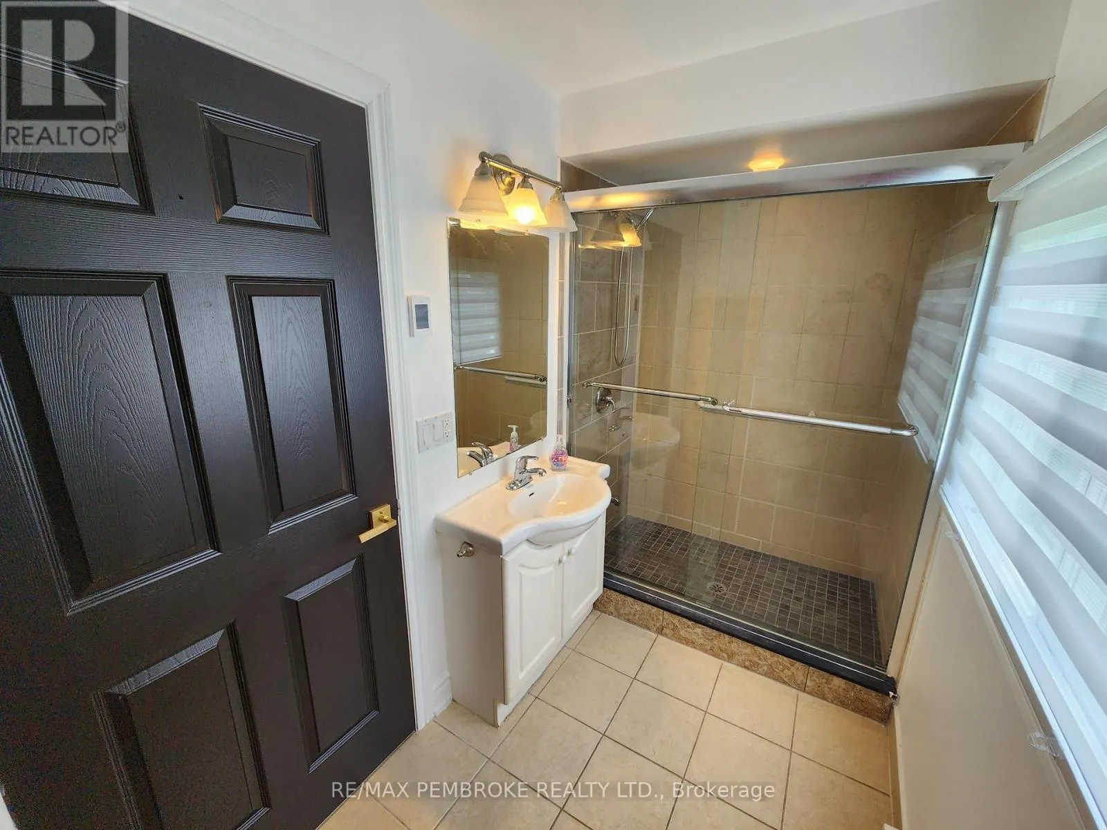 541 GIROUX STREET