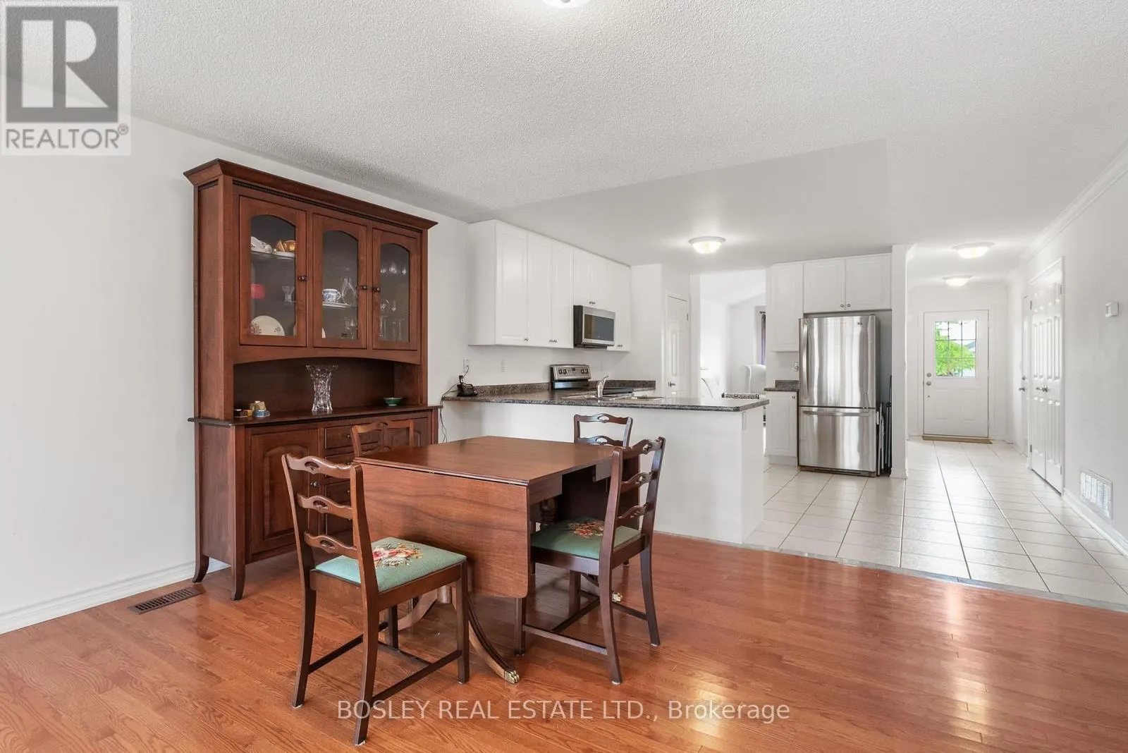 4 AUSTIN COURT