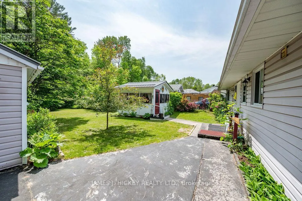 28 LASALLE DRIVE