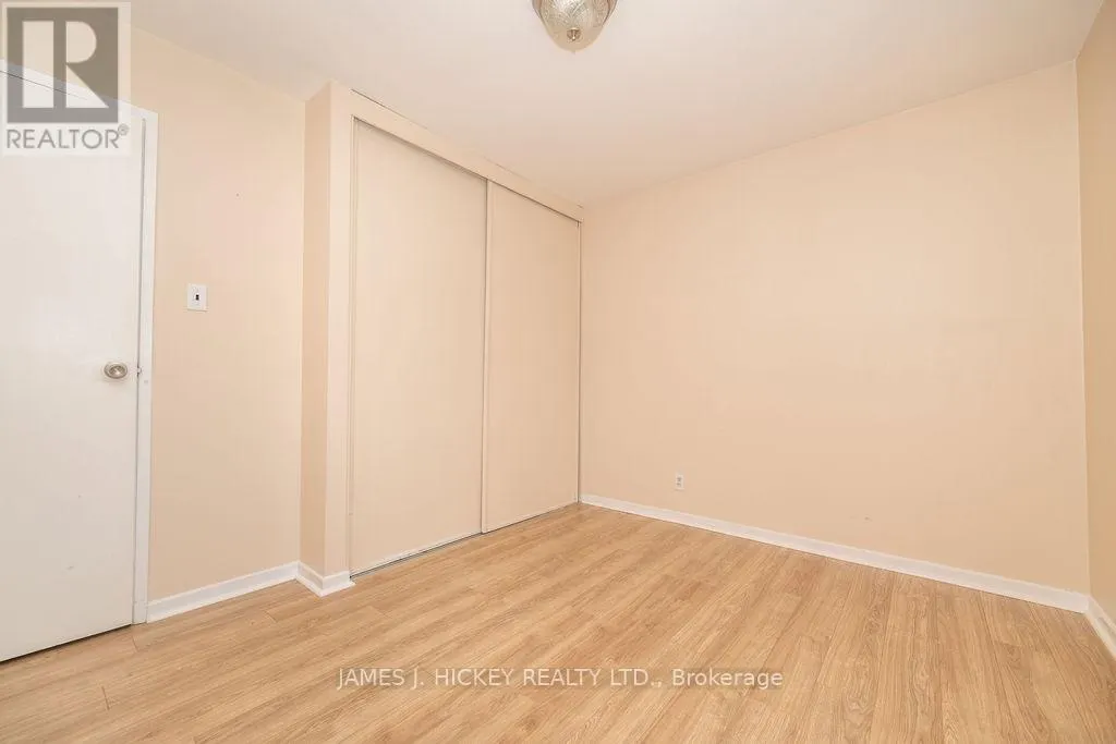 28 LASALLE DRIVE
