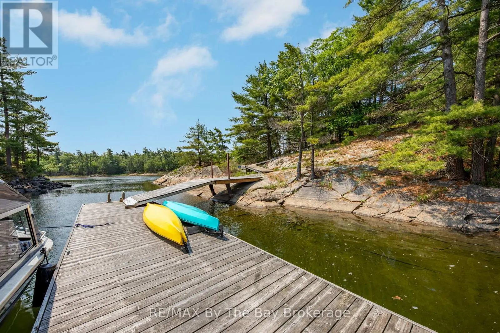 12 IS 3900 GEORGIAN BAY