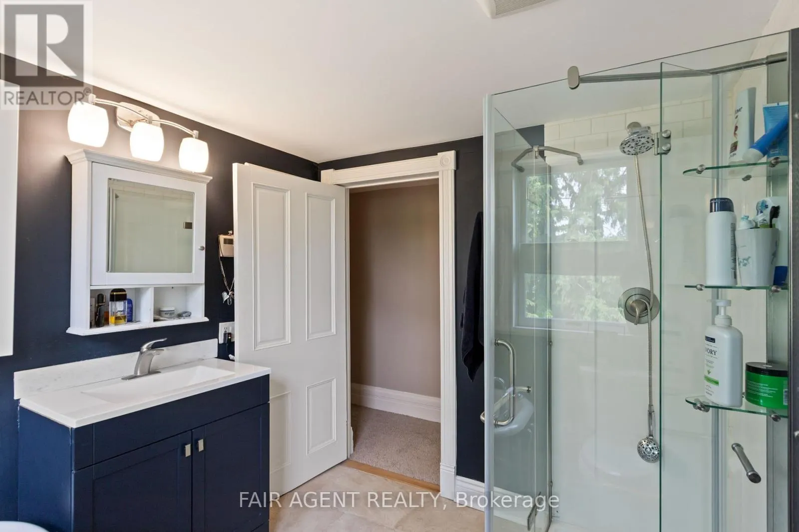 26 DALY AVENUE