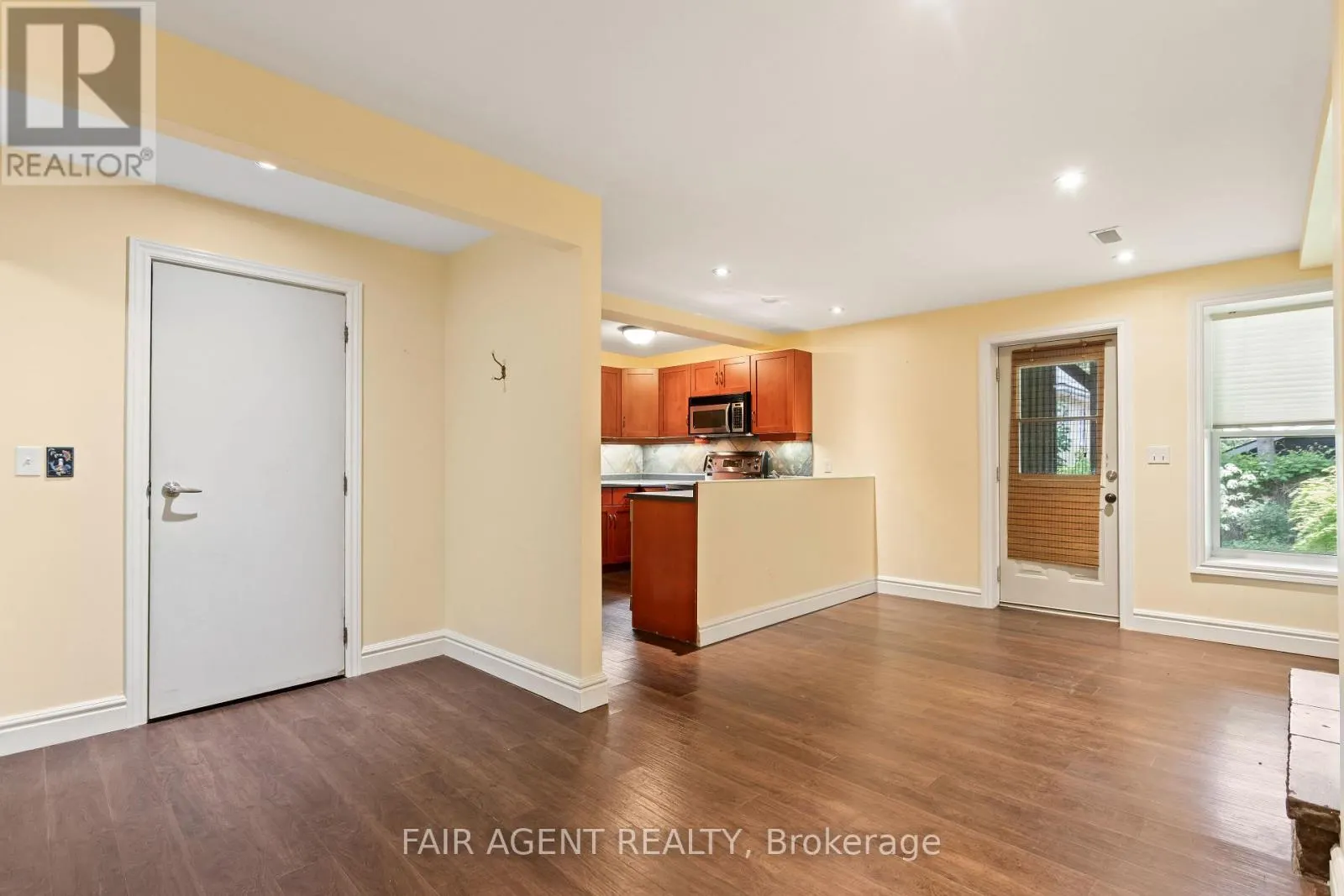 26 DALY AVENUE