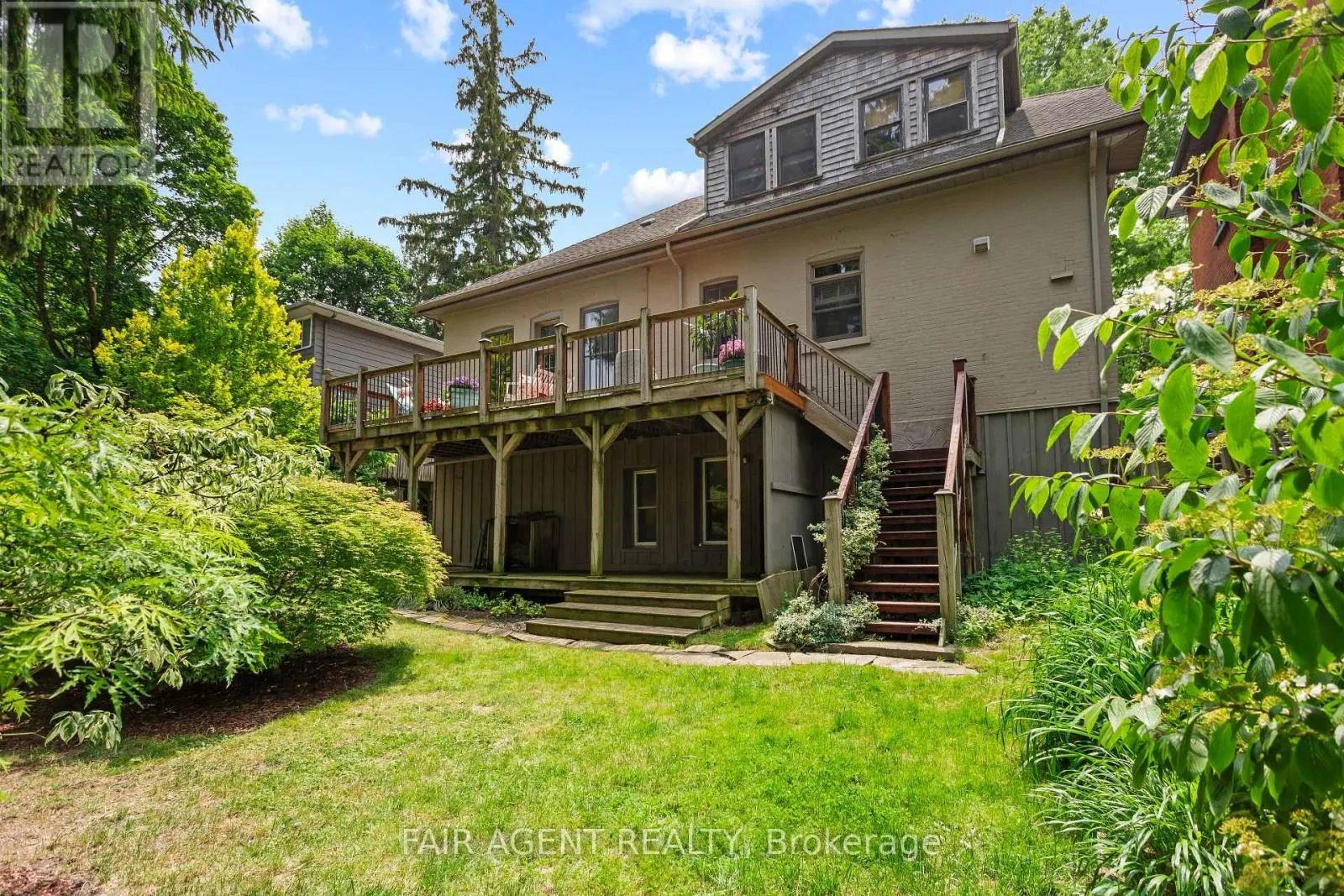 26 DALY AVENUE