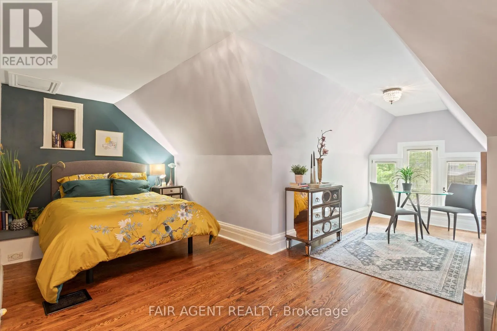 26 DALY AVENUE