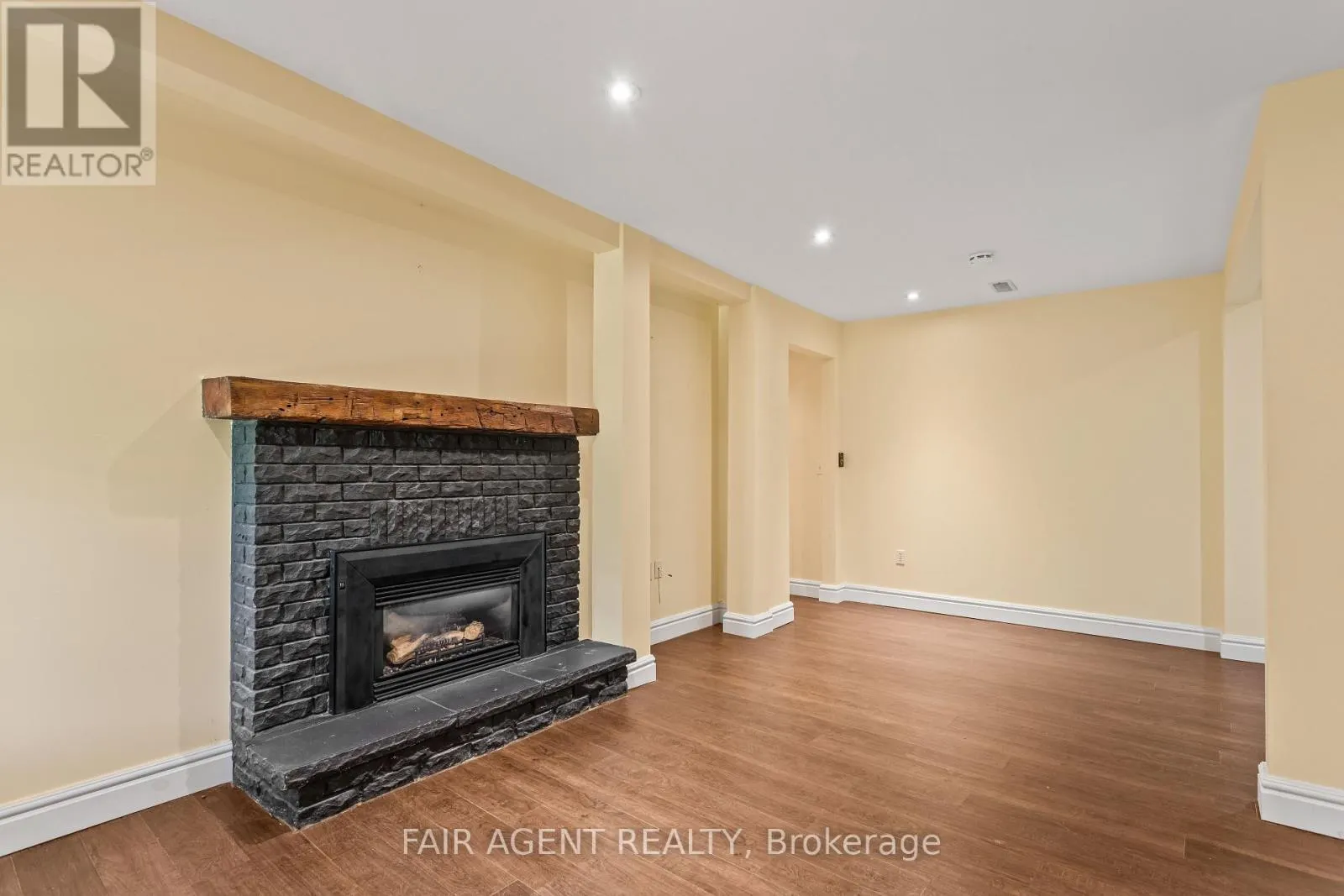 26 DALY AVENUE